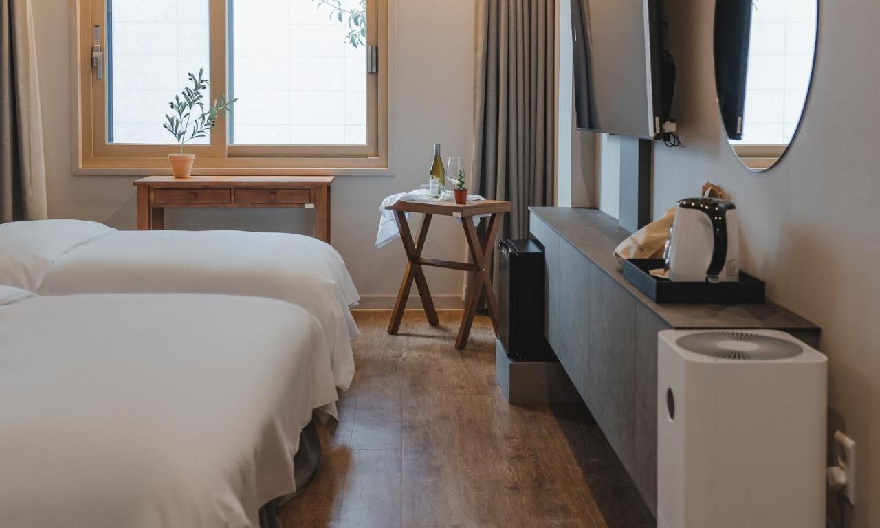 Jeonju Hotel The Vincent Стая снимка