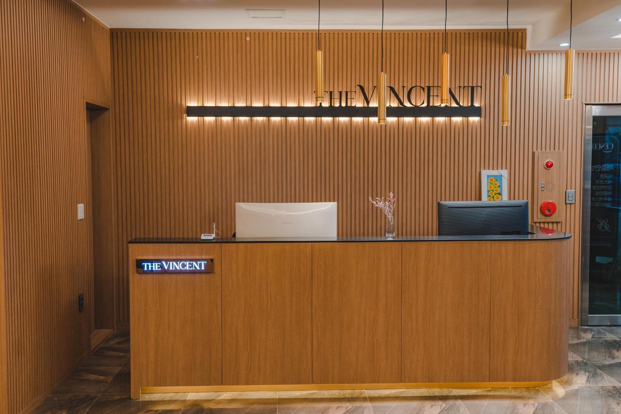 Jeonju Hotel The Vincent Екстериор снимка